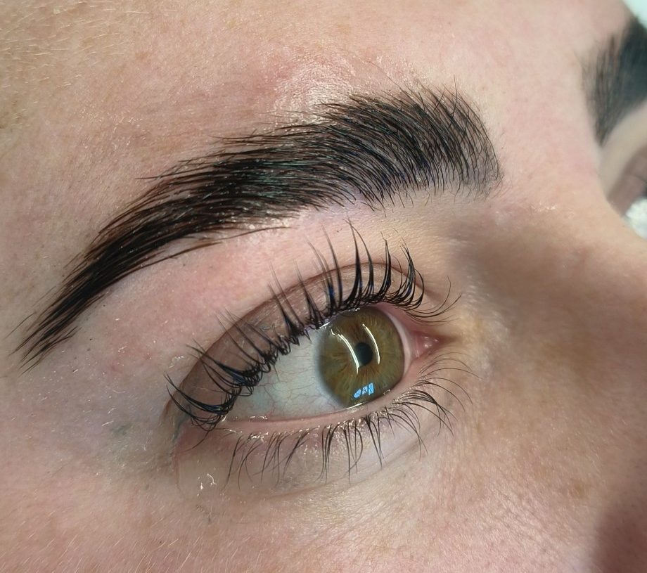 Lash Lift and Tint